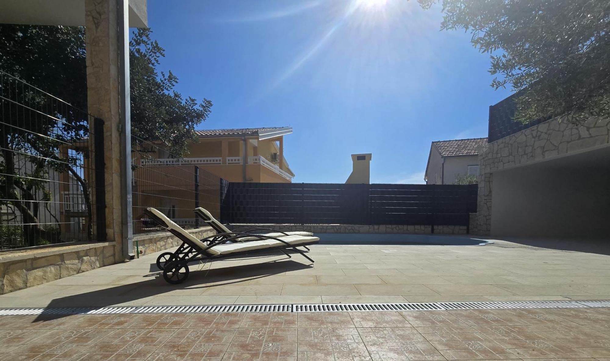 Apartment Jakasa Trogir Exterior photo