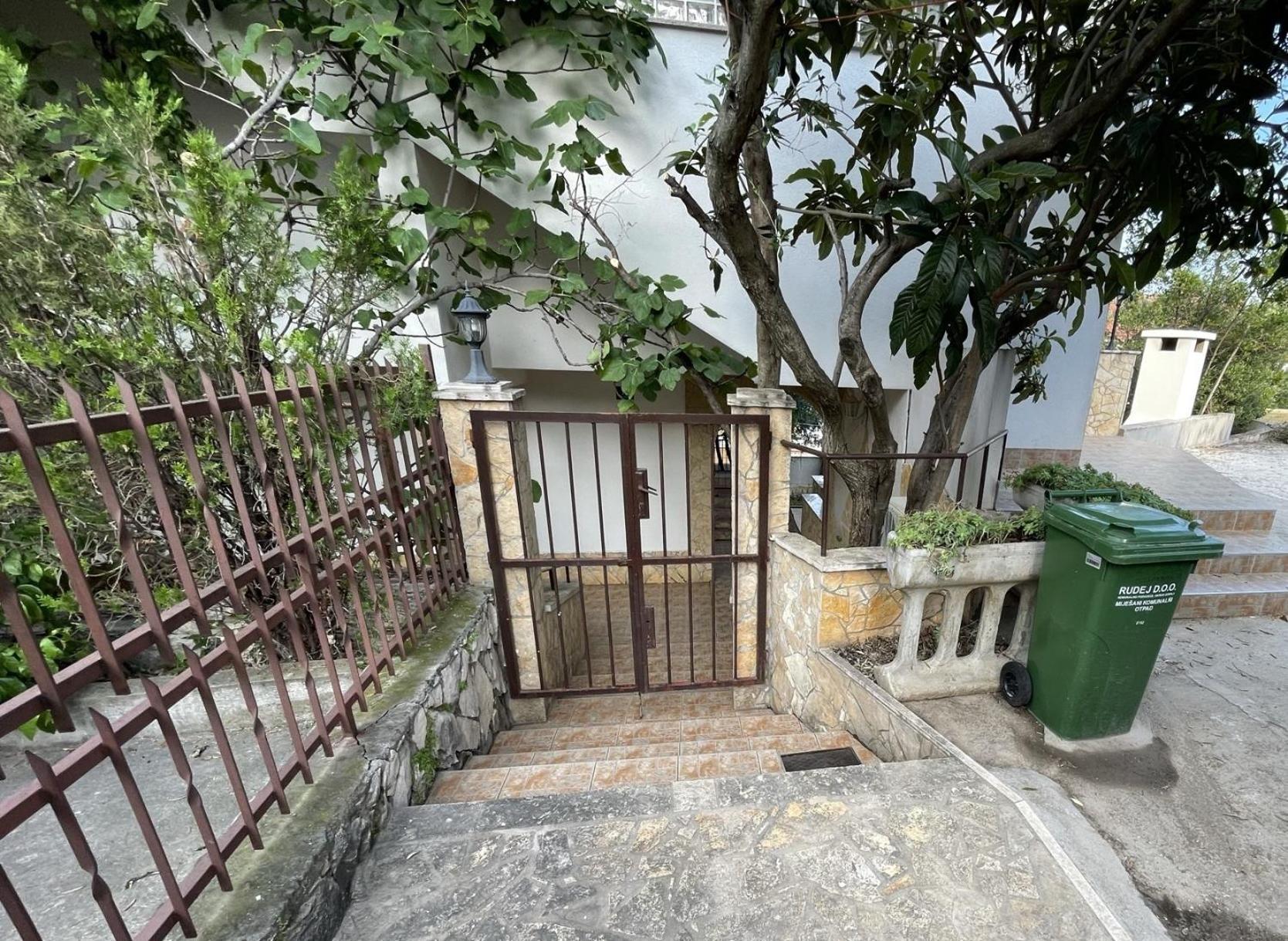 Apartment Jakasa Trogir Exterior photo