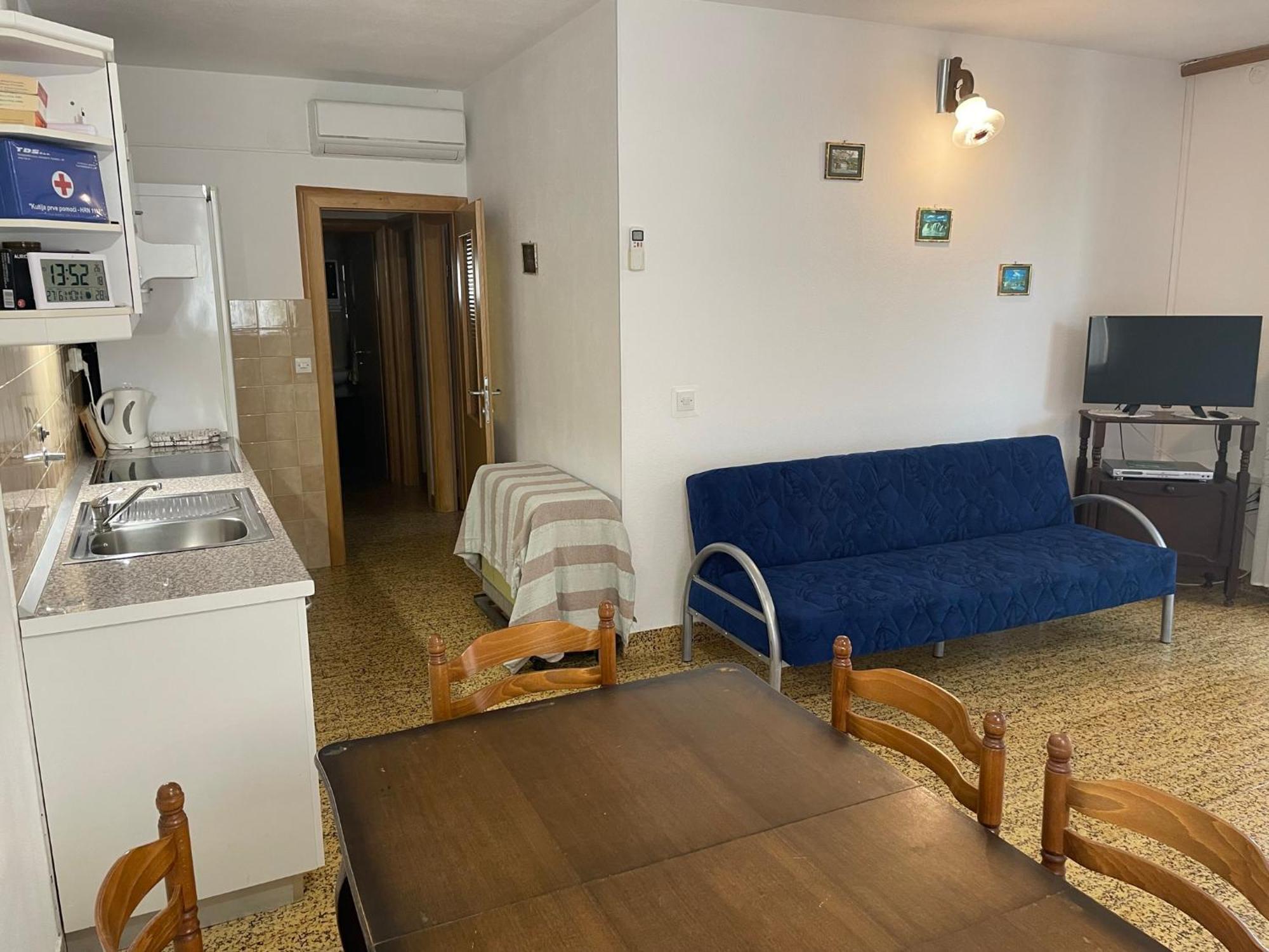 Apartment Jakasa Trogir Exterior photo