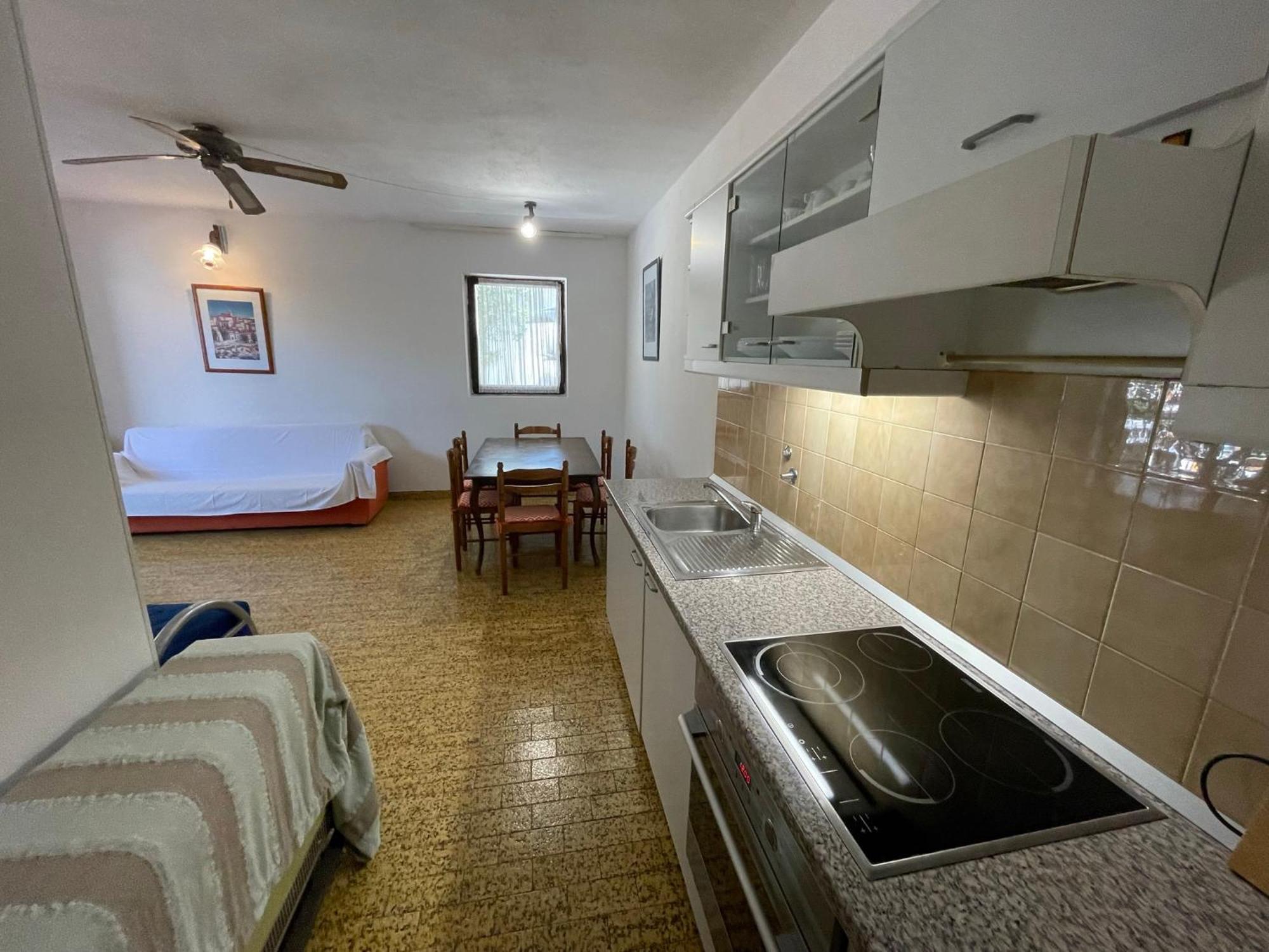 Apartment Jakasa Trogir Exterior photo