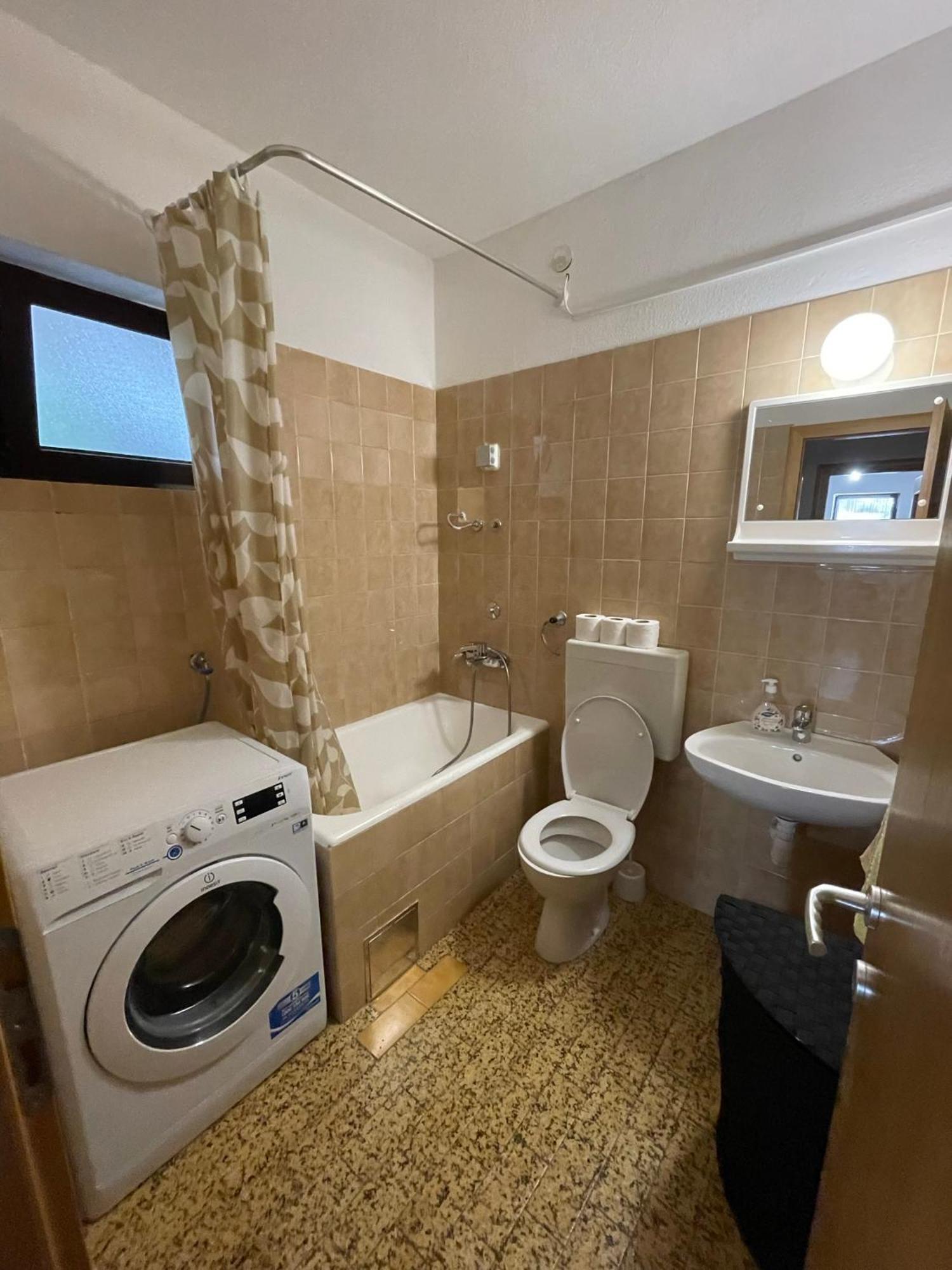 Apartment Jakasa Trogir Exterior photo