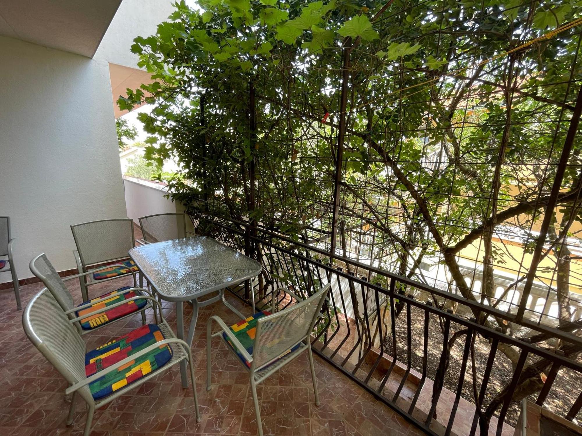 Apartment Jakasa Trogir Exterior photo
