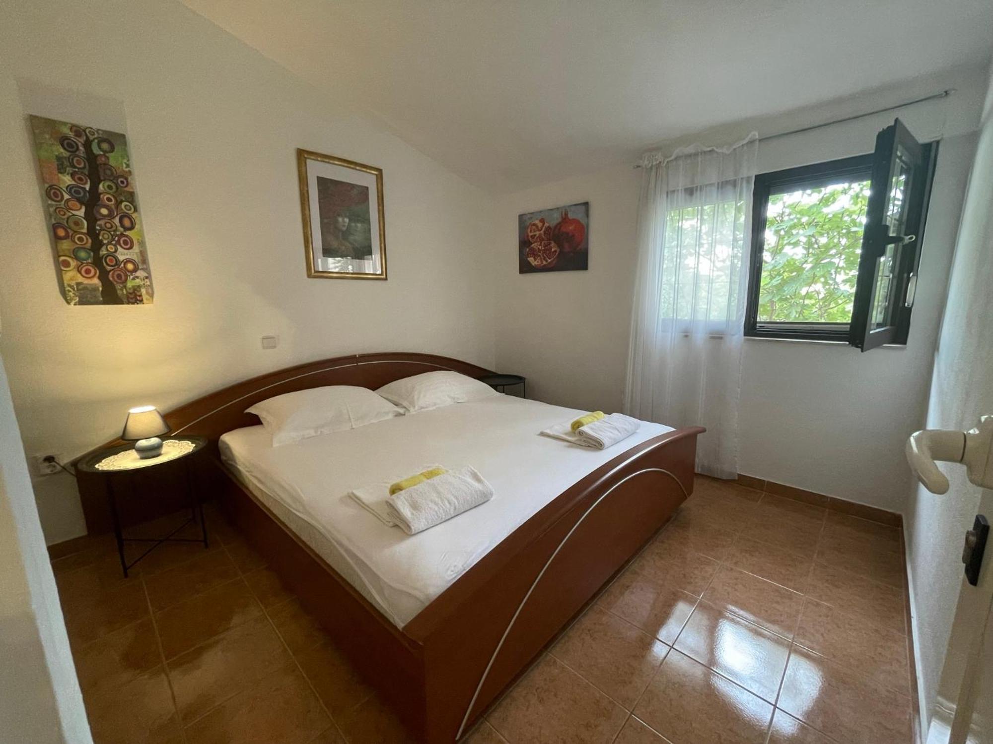 Apartment Jakasa Trogir Exterior photo