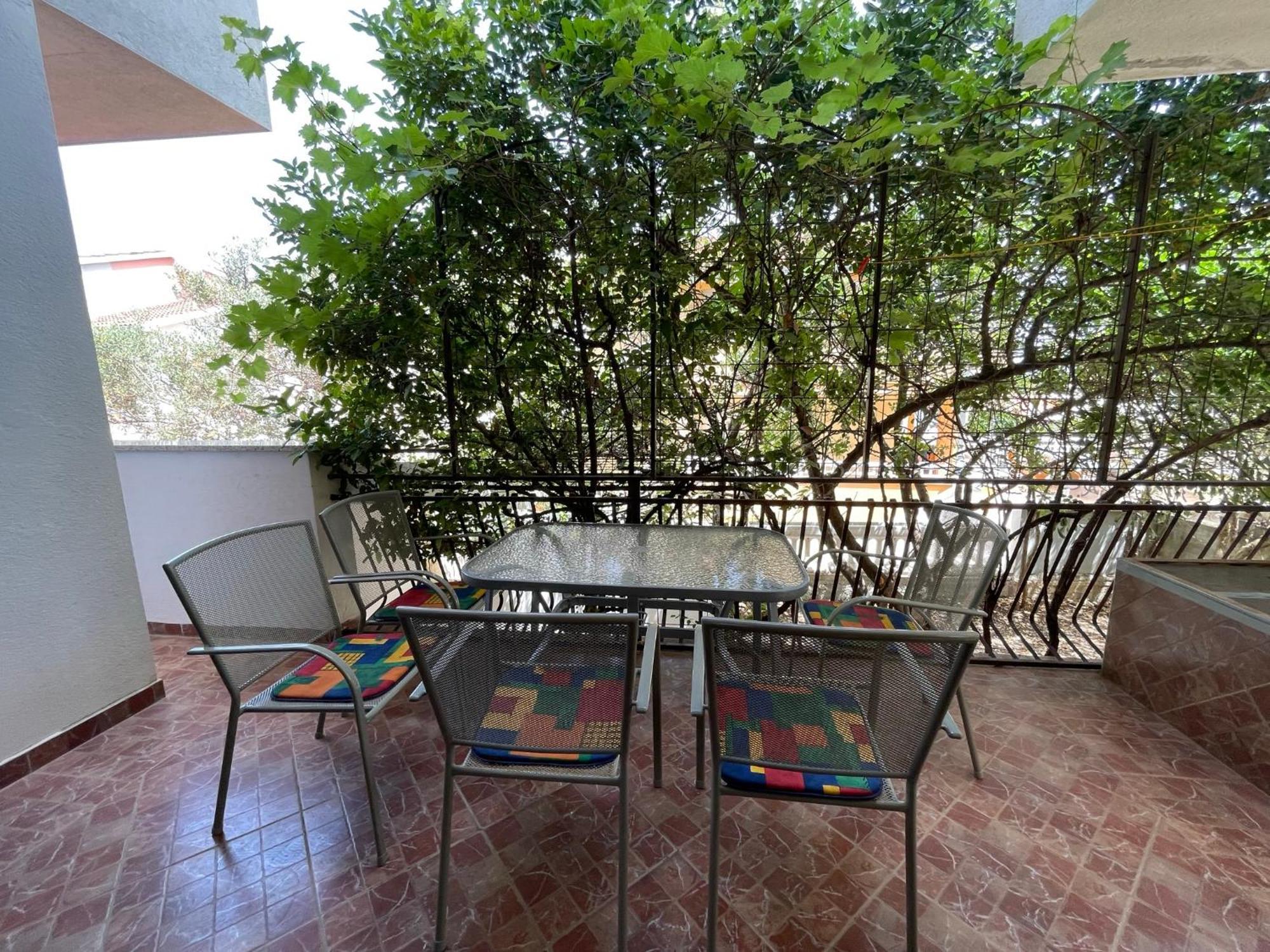 Apartment Jakasa Trogir Exterior photo